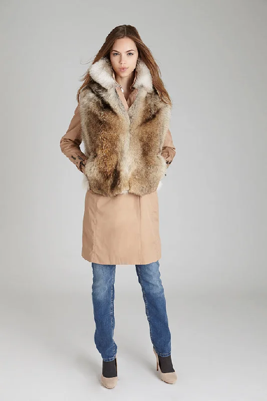 Instant Savings sporty jacketSydney Coyote Fur Vest